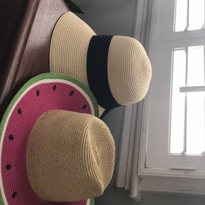 Adorable like new hats!